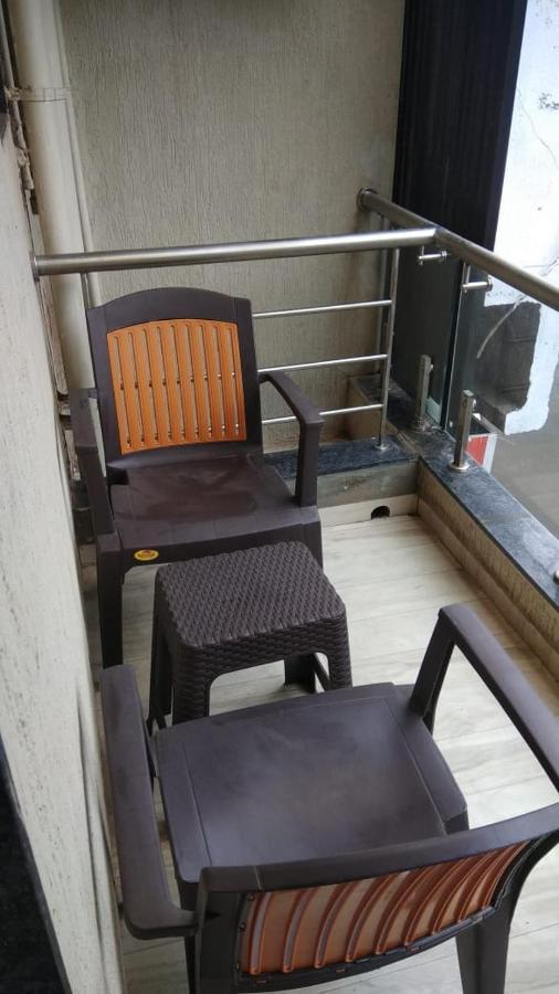 Hotel Rajlaxmi Grand Kolhapur Bagian luar foto